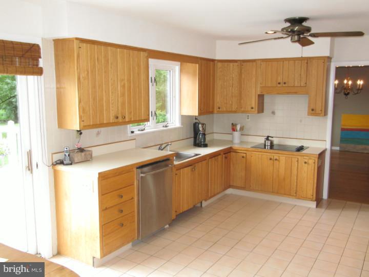 400 Saybrook Road Villanova, PA 19085 - Photo 9 of 19 Kitchen