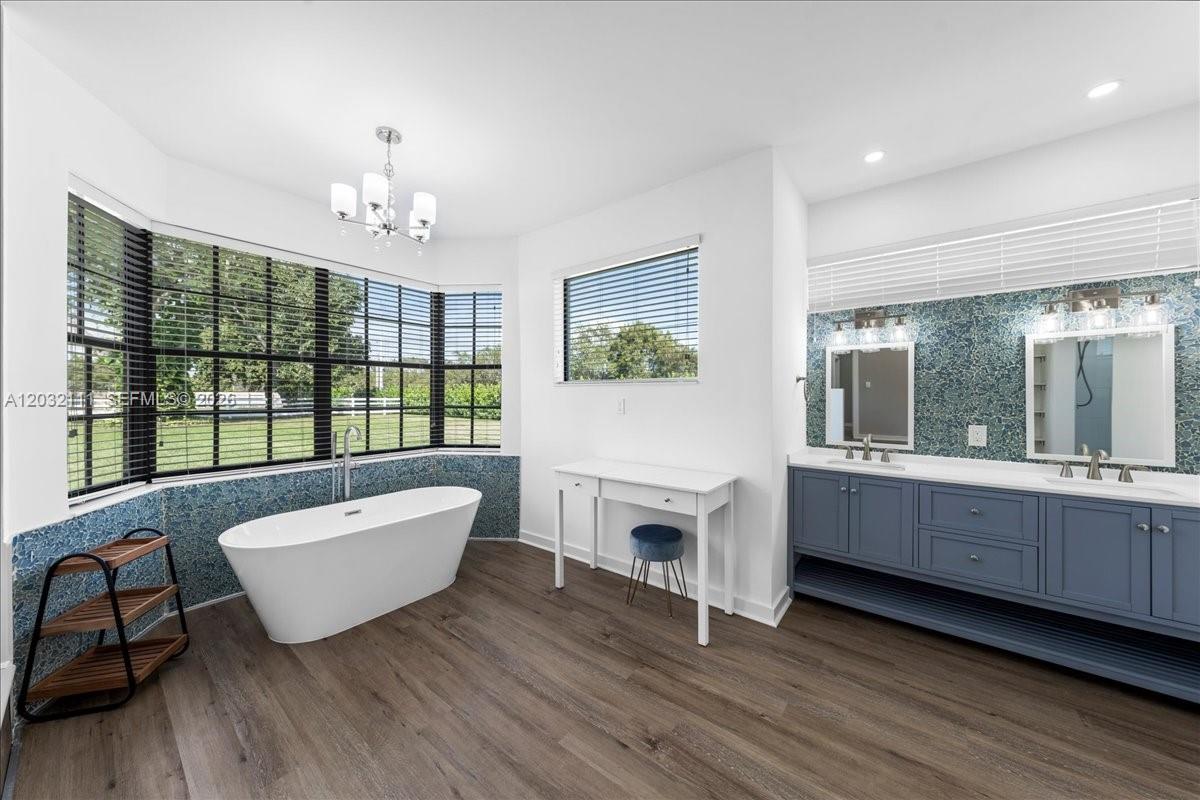 7705 Southwest 66th Street Miami, FL 33143 - Photo 21 of 60 Master