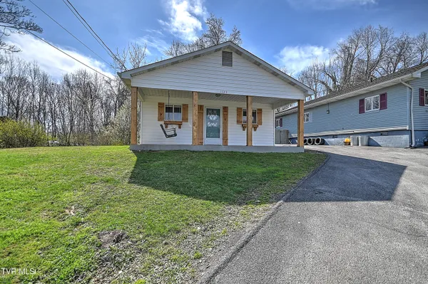 $139,900 | 2228 High Street, Bristol, VA 24201