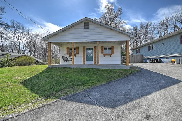 $139,900 | 2228 High Street, Bristol, VA 24201