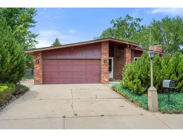 $385,000 | 707 Hilltop Street, Longmont, CO 80504