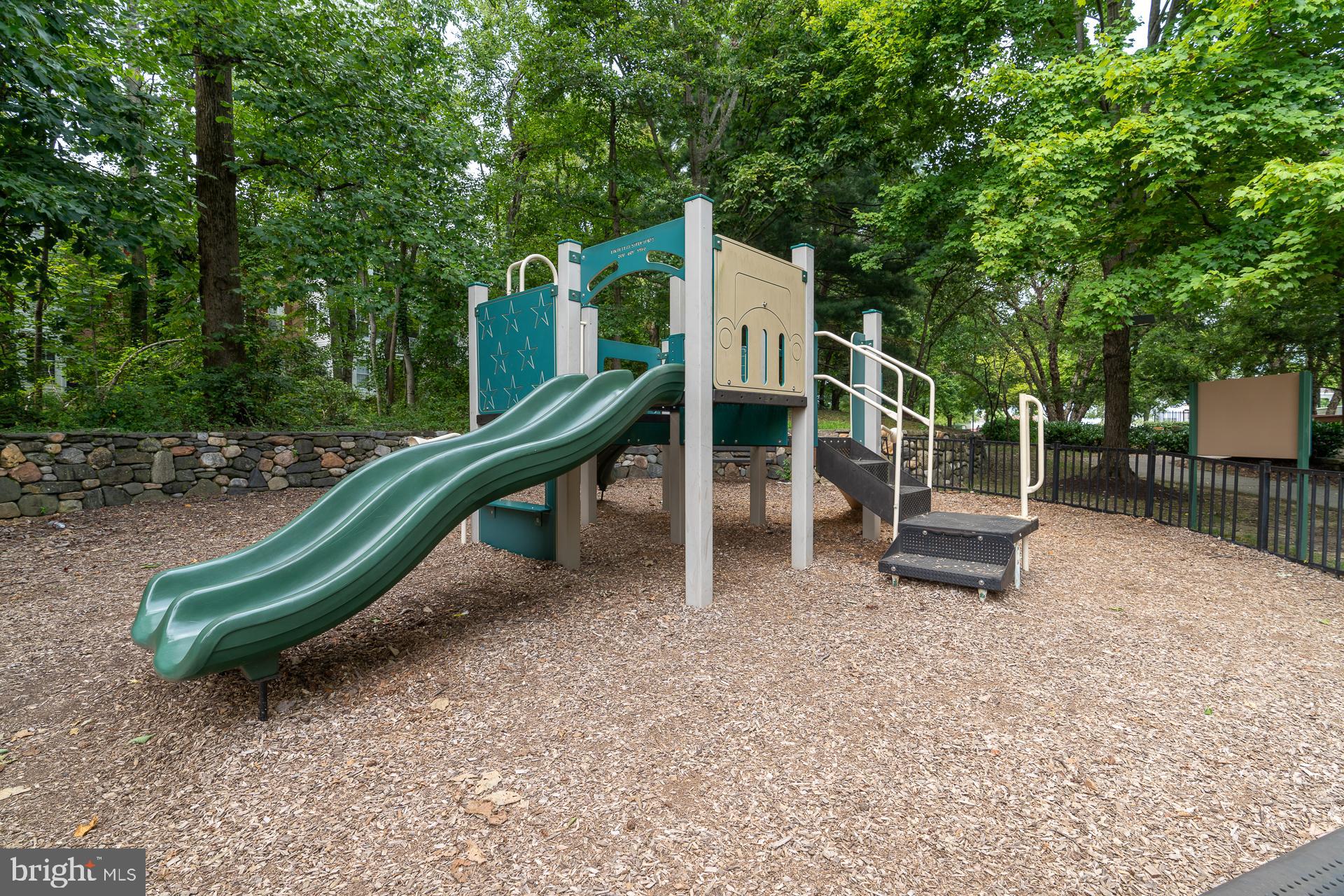 8504 Pine Meadows Drive Odenton, MD 21113 - Photo 29 of 32