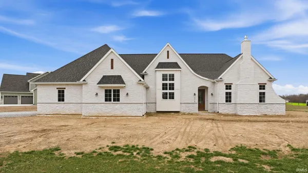 $979,900 | 470 Basalt Drive, Huntertown, IN 46748