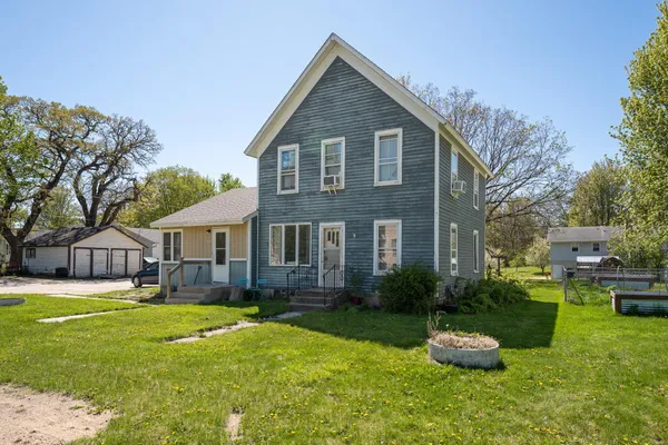 $200,000 | 314 6th Street North, Cannon Falls, MN 55009