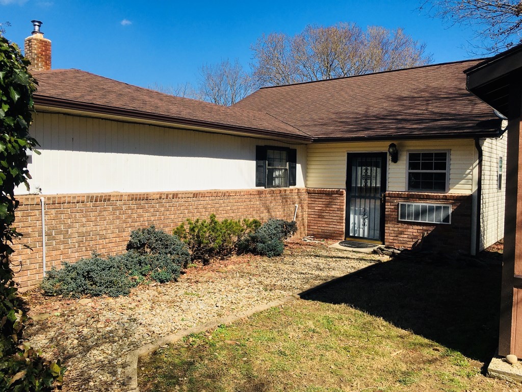 124 Roy Road Cosby, TN 37722 - Photo 5 of 25