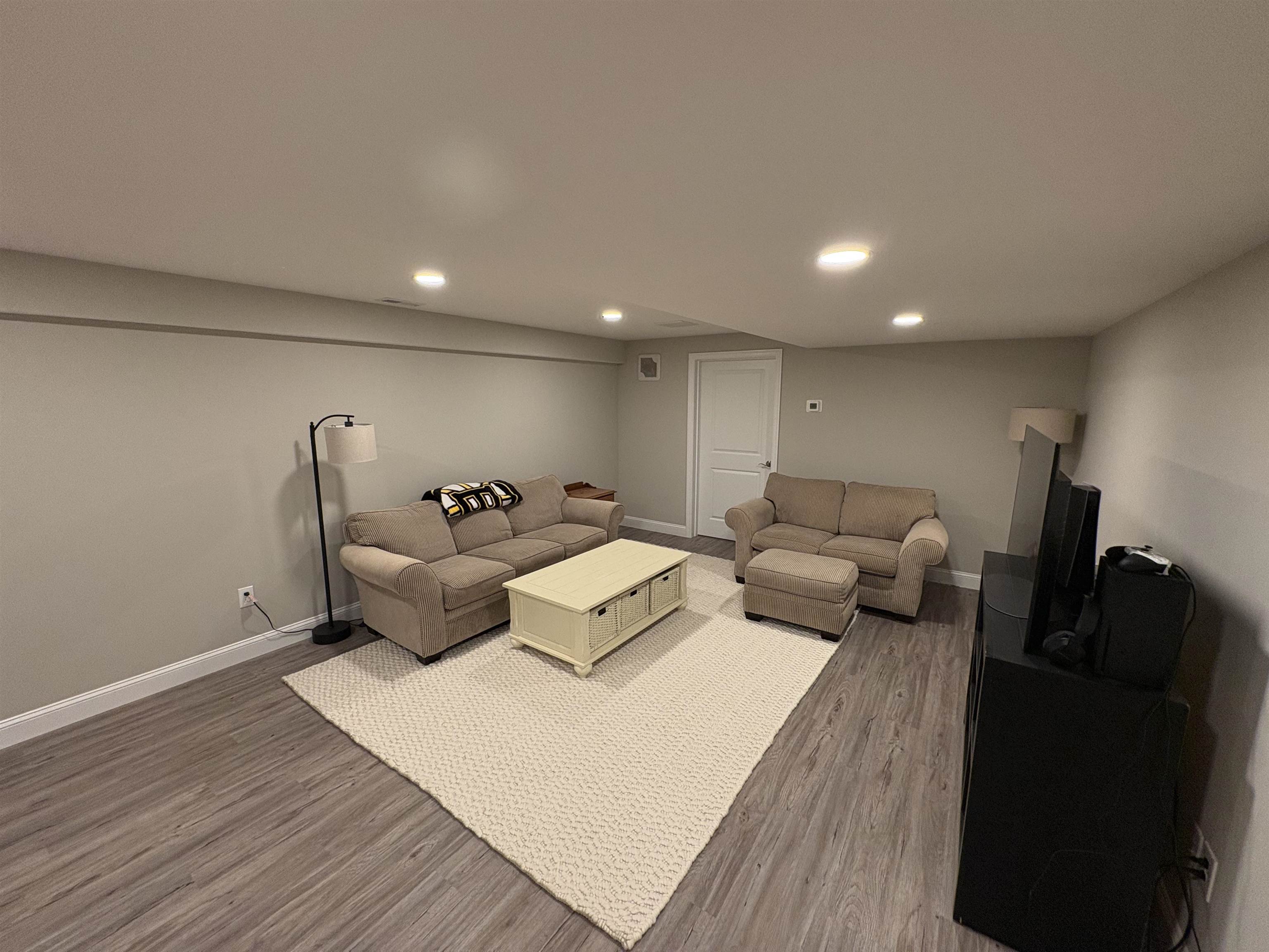 3 Testament Circle, Unit 11 Nashua, NH 03062 - Photo 40 of 45