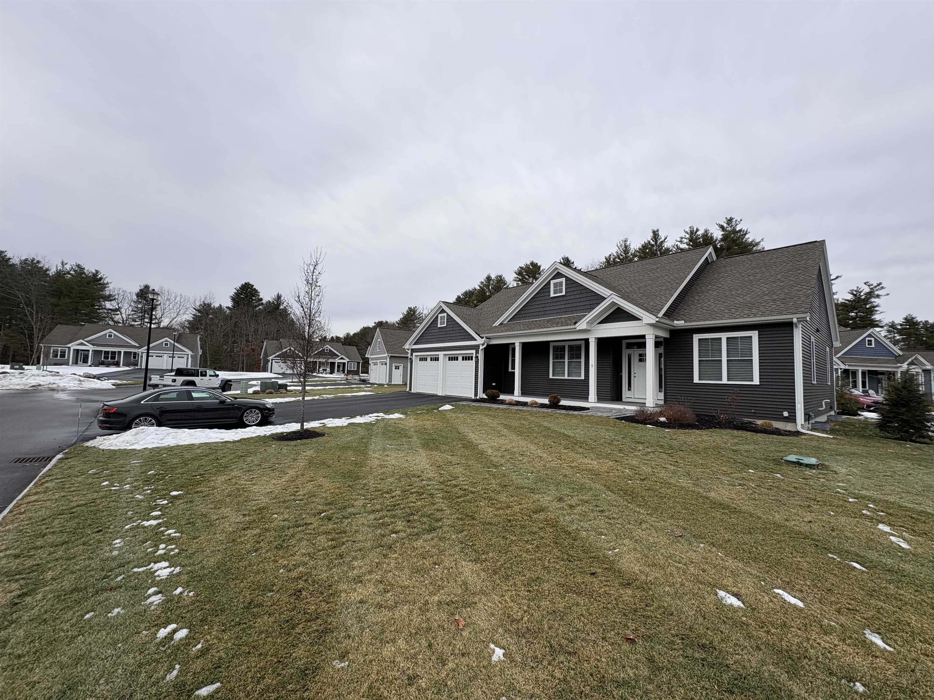 3 Testament Circle, Unit 11 Nashua, NH 03062 - Photo 5 of 45