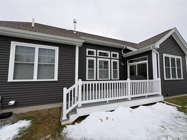 $849,900 | 3 Testament Circle, Unit 11, Nashua, NH 03062