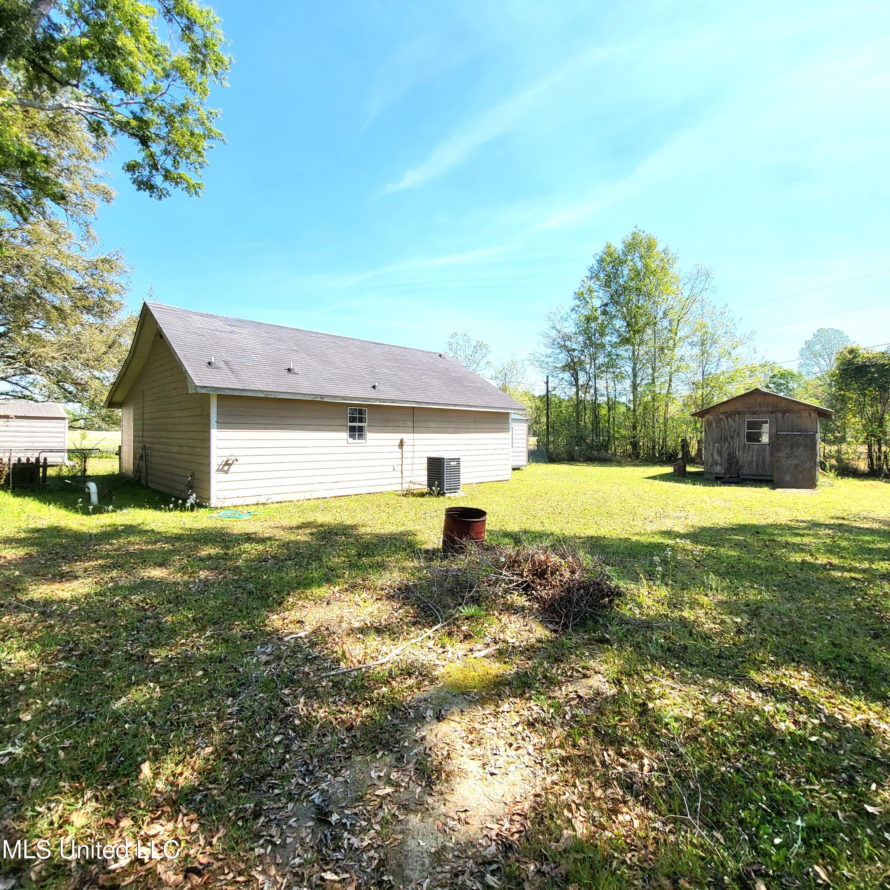8804 Frank Snell Road Moss Point, MS 39562 - Photo 17 of 18 20220404_104922