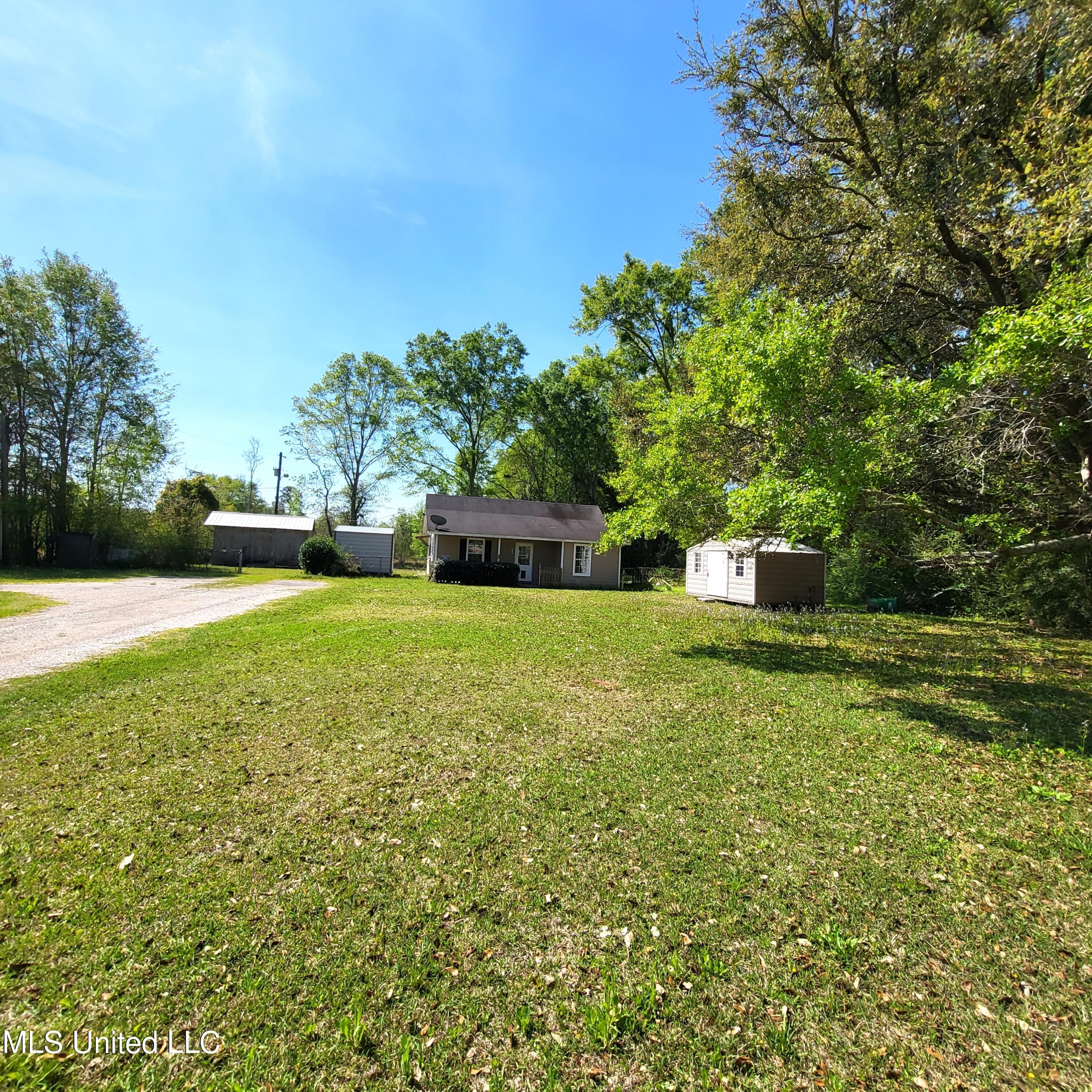 8804 Frank Snell Road Moss Point, MS 39562 - Photo 18 of 18 20220404_105050