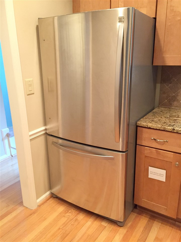 134 Timber Ridge Drive Durham, NC 27713 - Photo 9 of 25 Kitchen appliance