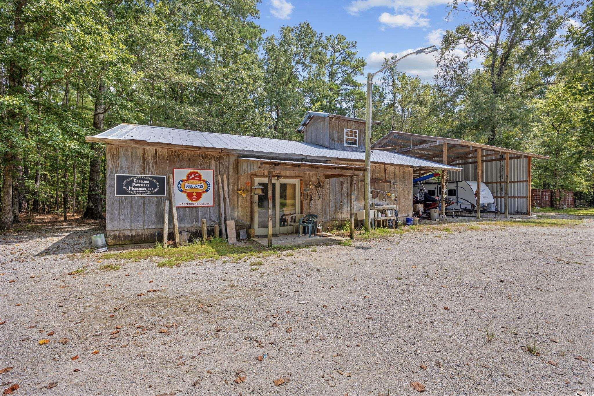 3750 Highway 813 Conway Sc 29526 Conway, SC 29526 - Photo 36 of 40 View of stable