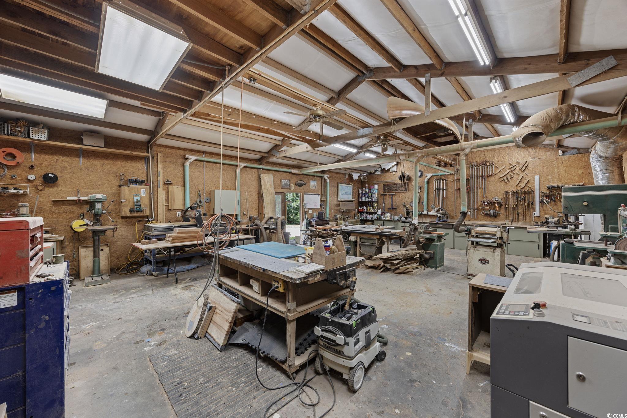 3750 Highway 813 Conway Sc 29526 Conway, SC 29526 - Photo 38 of 40 Garage featuring a workshop area