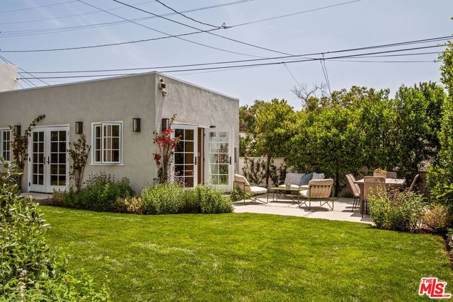 $2,090,000 | 1068 Queen Anne Place, Los Angeles, CA 90019