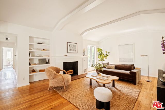 $2,090,000 | 1068 Queen Anne Place, Los Angeles, CA 90019