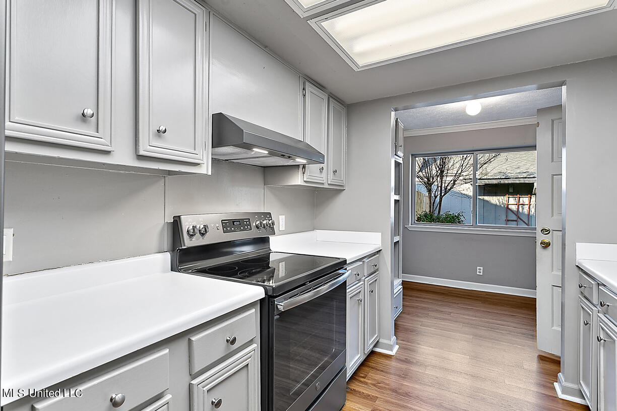 5125 Old Canton Road, Unit 214 Jackson, MS 39211 - Photo 16 of 36 214 the glen final-16