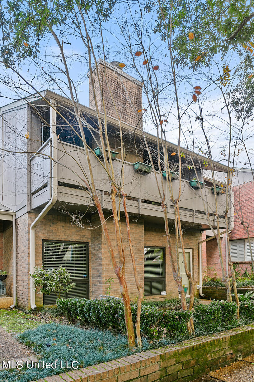 5125 Old Canton Road, Unit 214 Jackson, MS 39211 - Photo 2 of 36 214 the glen final-2