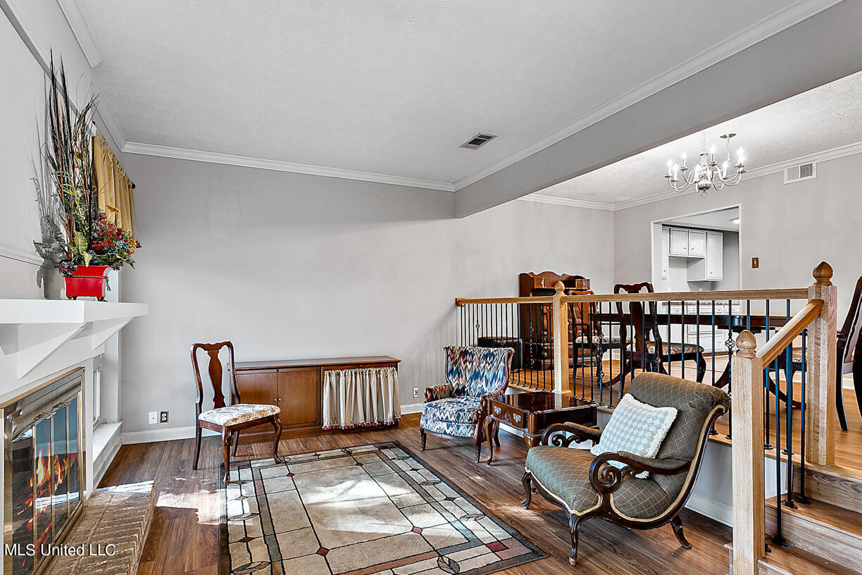 5125 Old Canton Road, Unit 214 Jackson, MS 39211 - Photo 8 of 36 214 the glen final-8