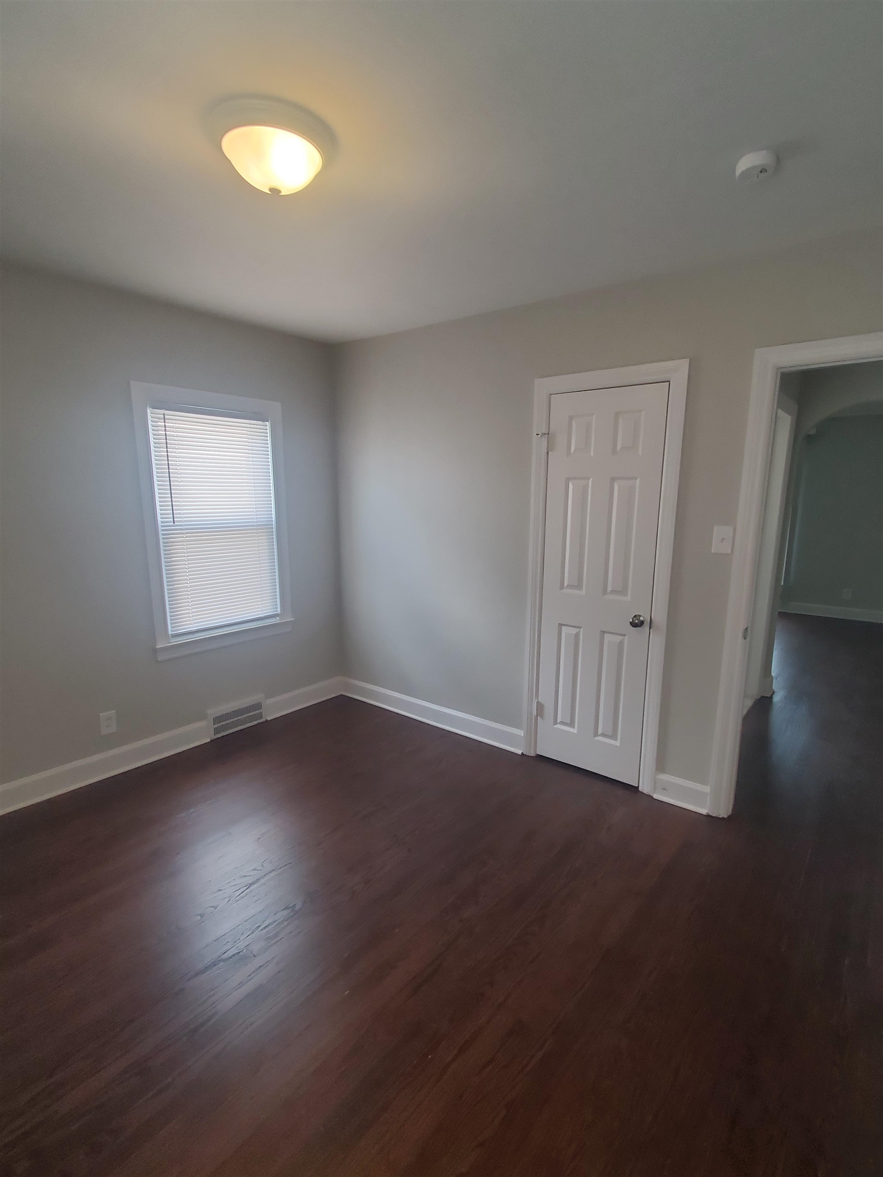 15687 Ash Avenue Eastpointe, MI 48021 - Photo 12 of 23