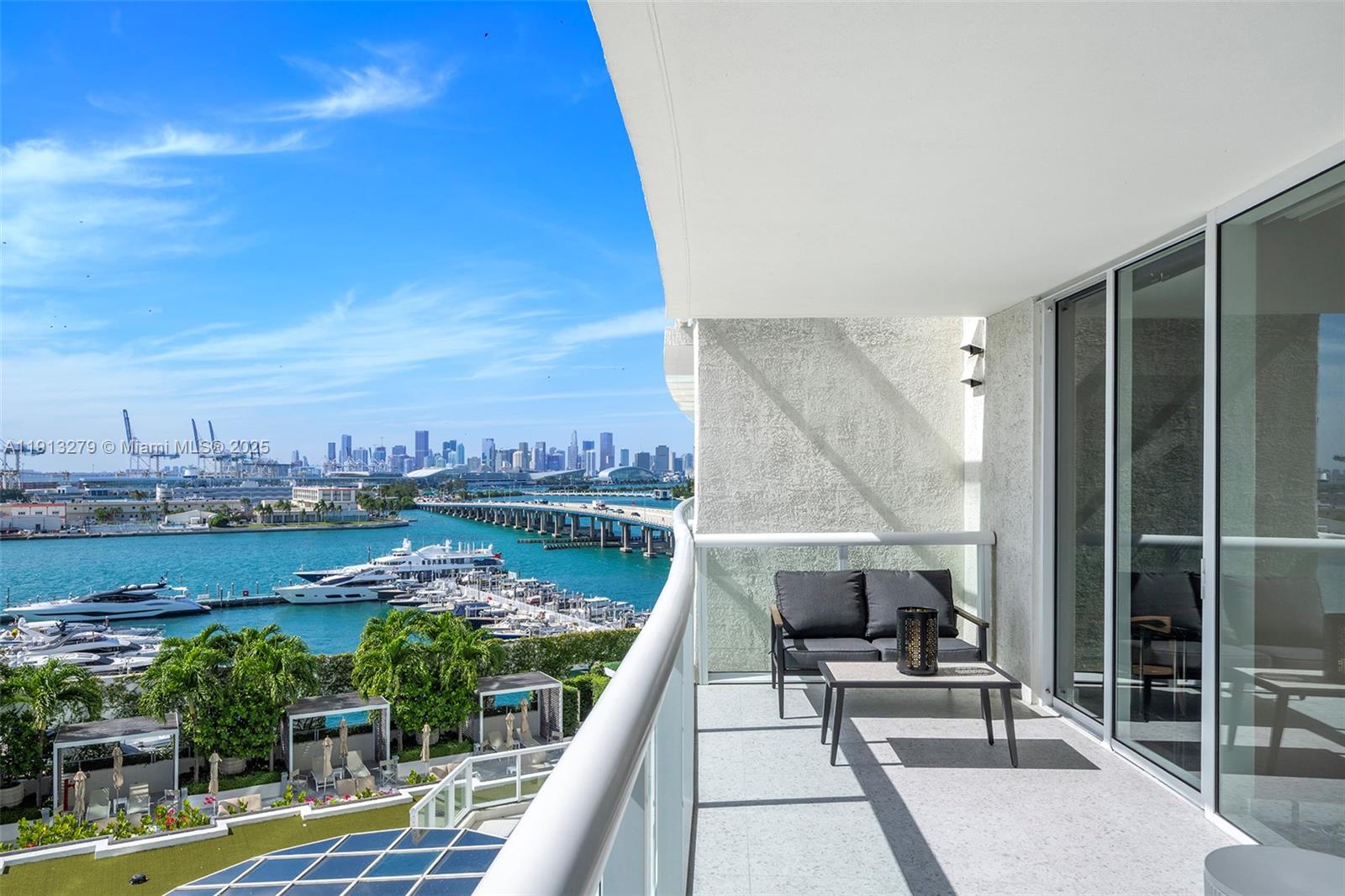 450 Alton Road, Unit 805 Miami Beach, FL 33139 - Photo 14 of 62 Gallery Image 14