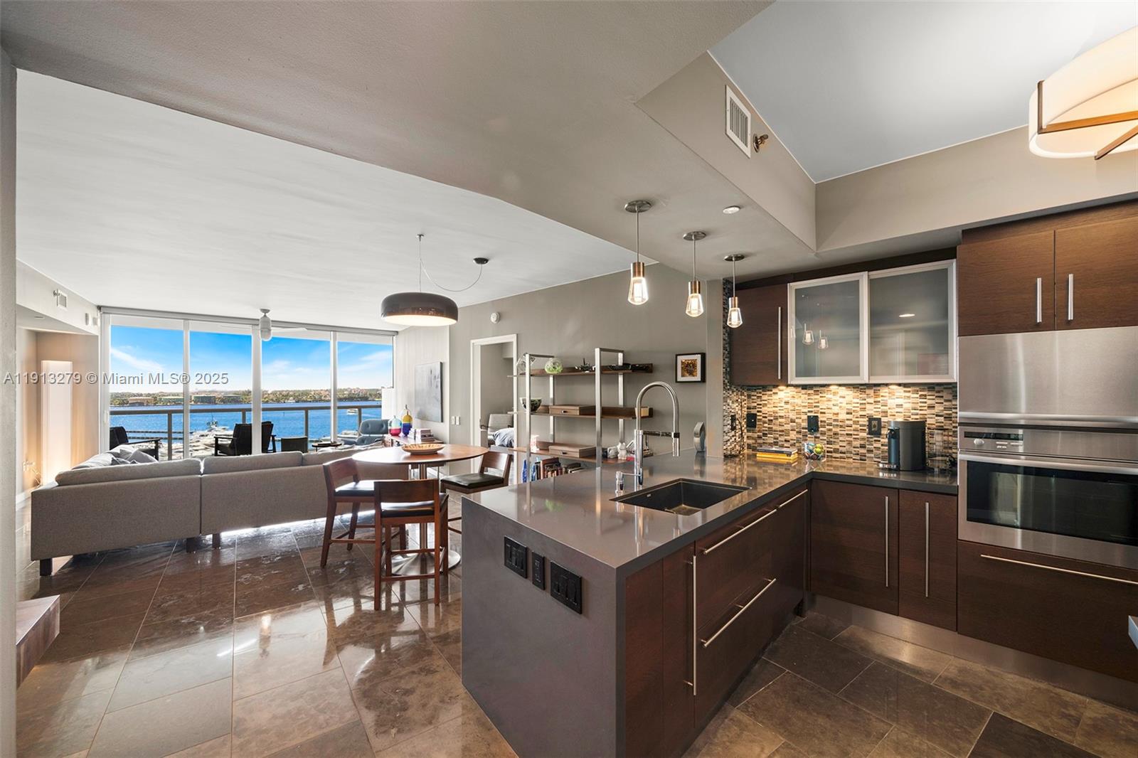 450 Alton Road, Unit 805 Miami Beach, FL 33139 - Photo 24 of 62 Gallery Image 24
