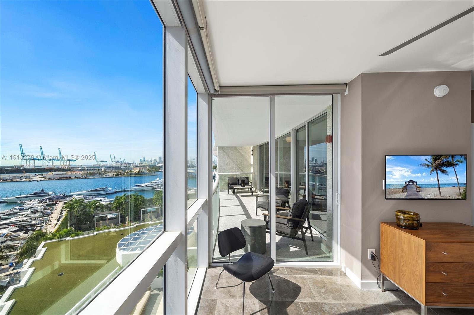 450 Alton Road, Unit 805 Miami Beach, FL 33139 - Photo 34 of 62 Gallery Image 34