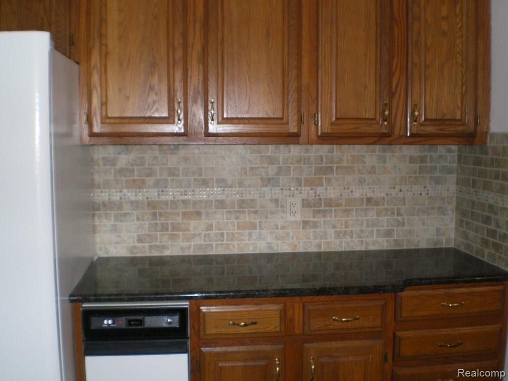 973 Hampstead Lane Rochester Hills, MI 48309 - Photo 16 of 40