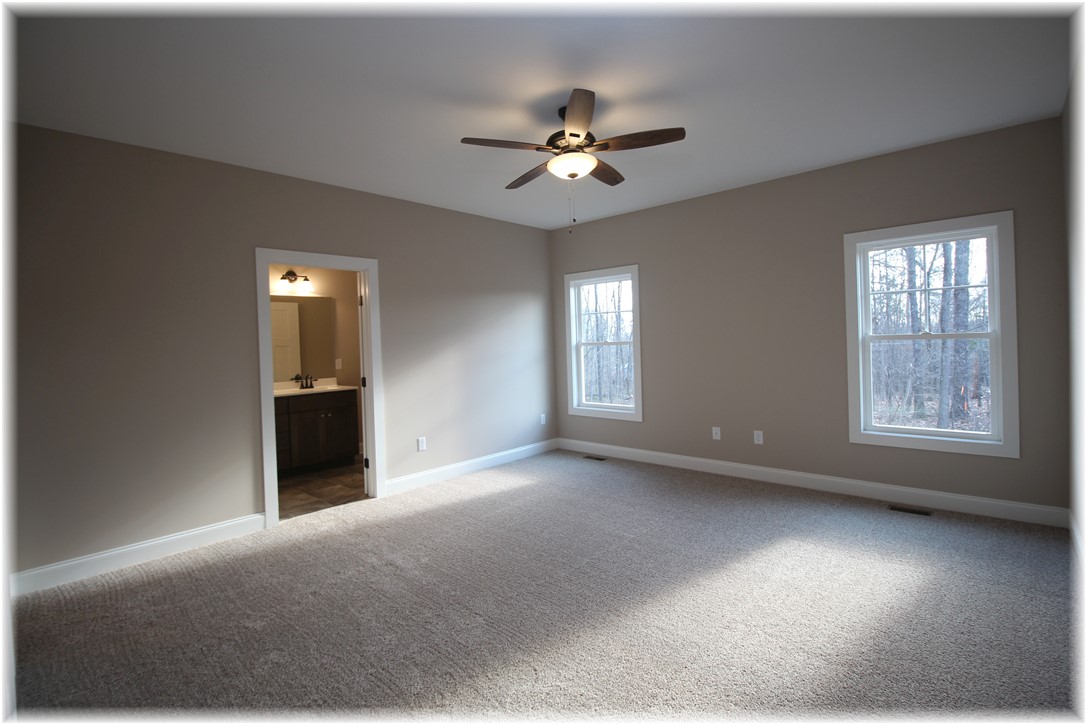 859 Tokeena Road Seneca, SC 29678 - Photo 5 of 20 Gallery Image 5