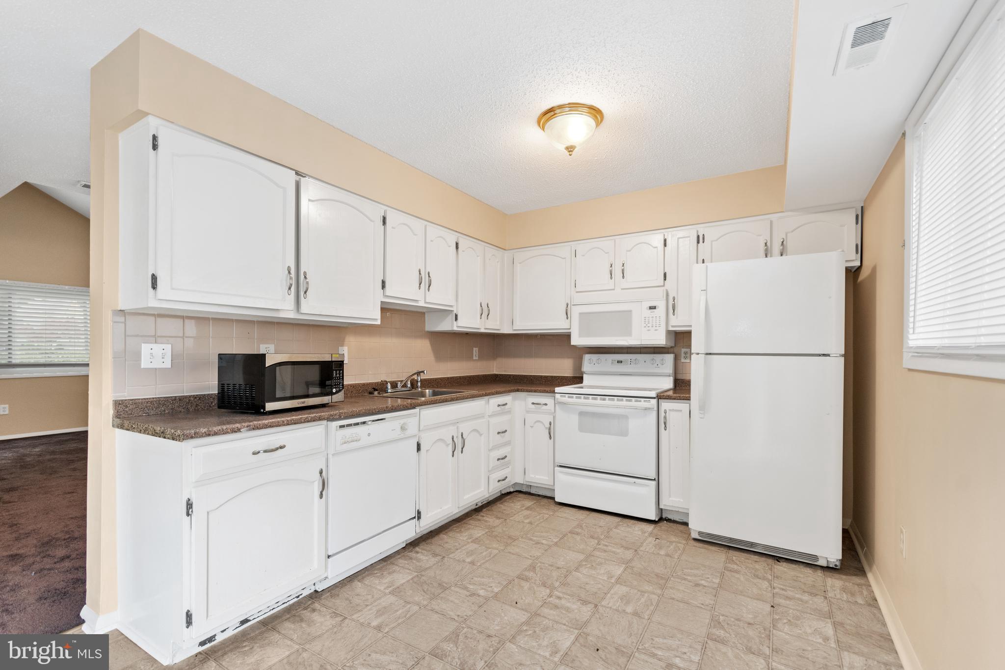 39 Georgetown Road Lindenwold, NJ 08021 - Photo 6 of 20