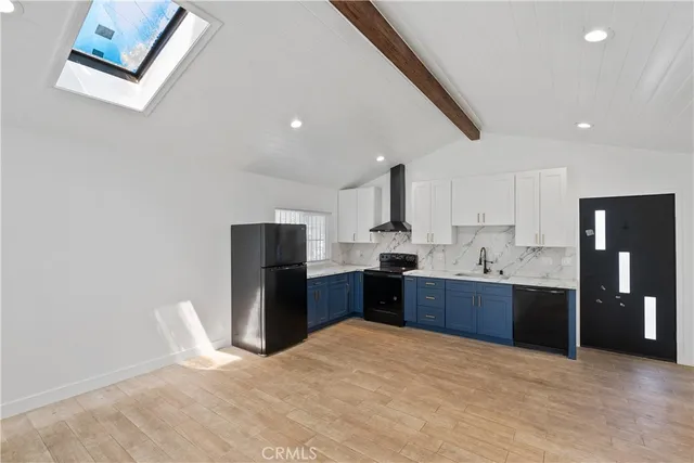 $2,950 | 6519 Denver Avenue, Los Angeles, CA 90044