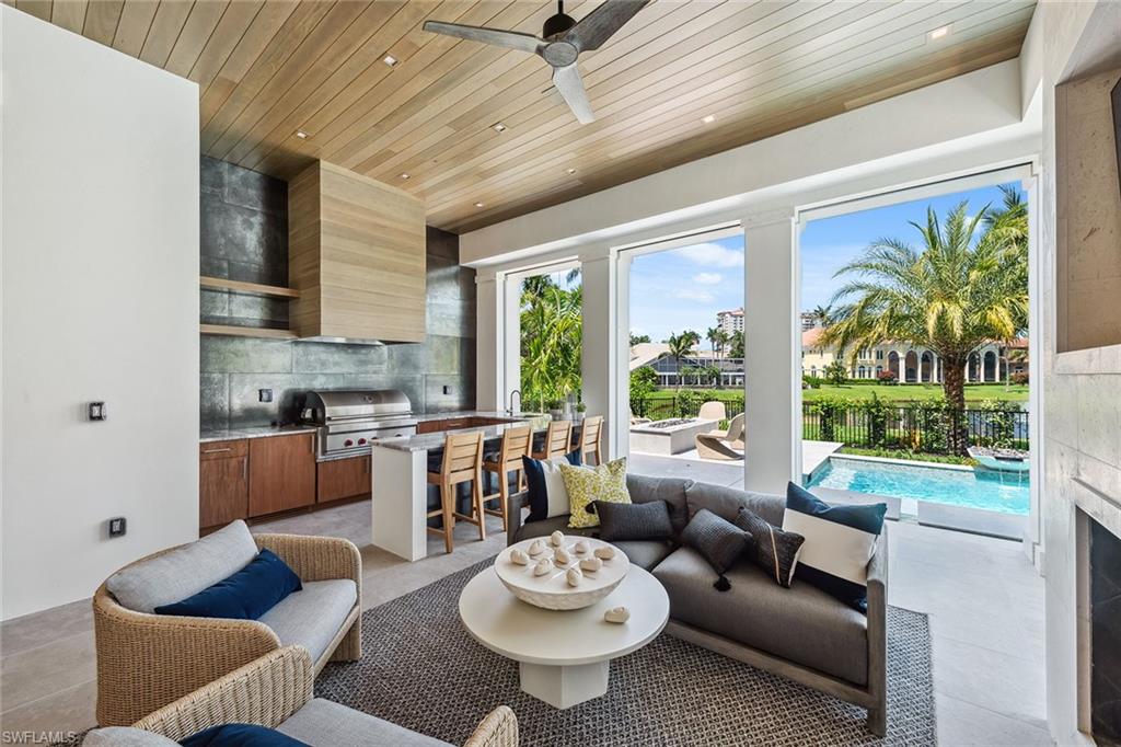 355 Colony Drive Naples, FL 34108 - Photo 39 of 49