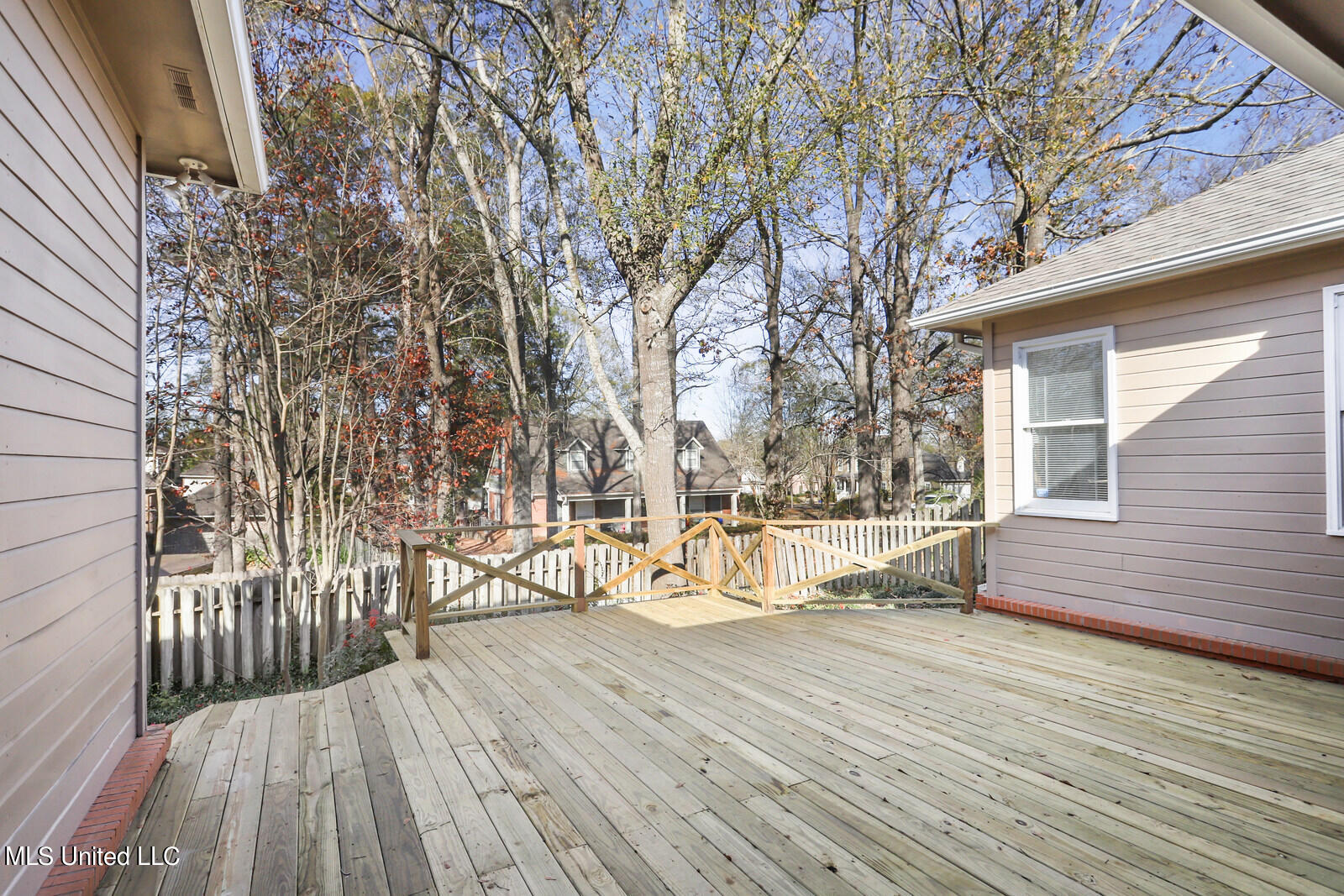 102 Broadfoot Circle Ridgeland, MS 39157 - Photo 17 of 20 198949_017_1600x1067_mls