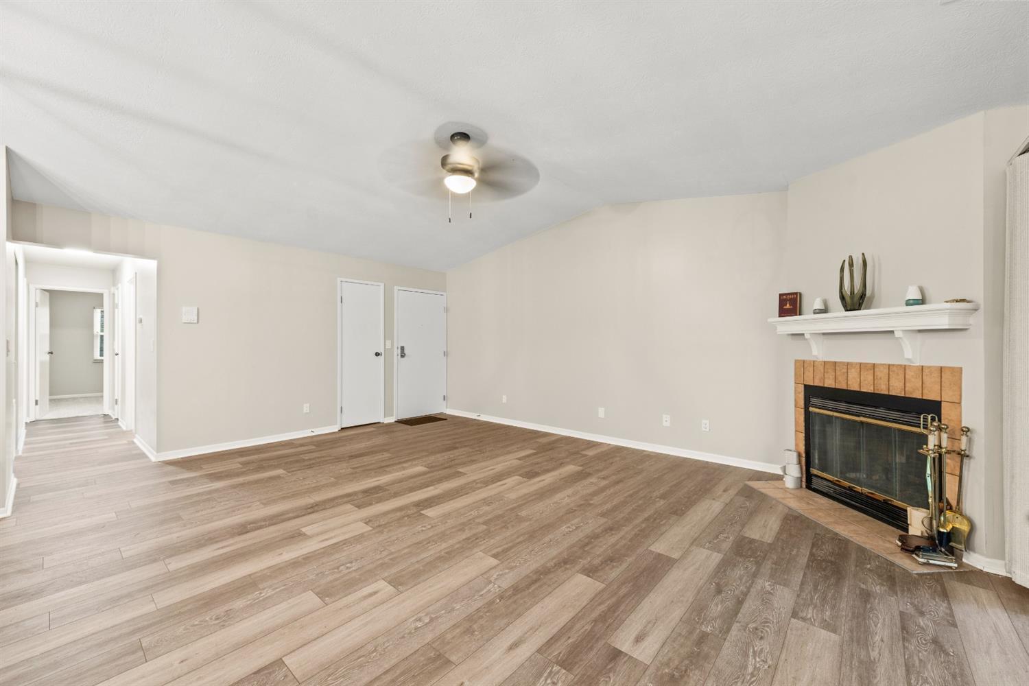 5370 Werk Road, Unit 32 Cincinnati, OH 45248 - Photo 14 of 24 Gallery Image 14