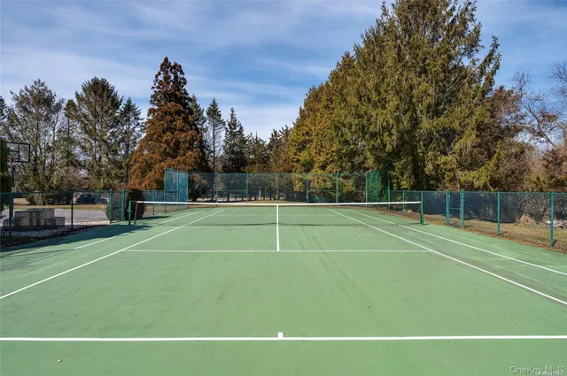 a view of a tennis court