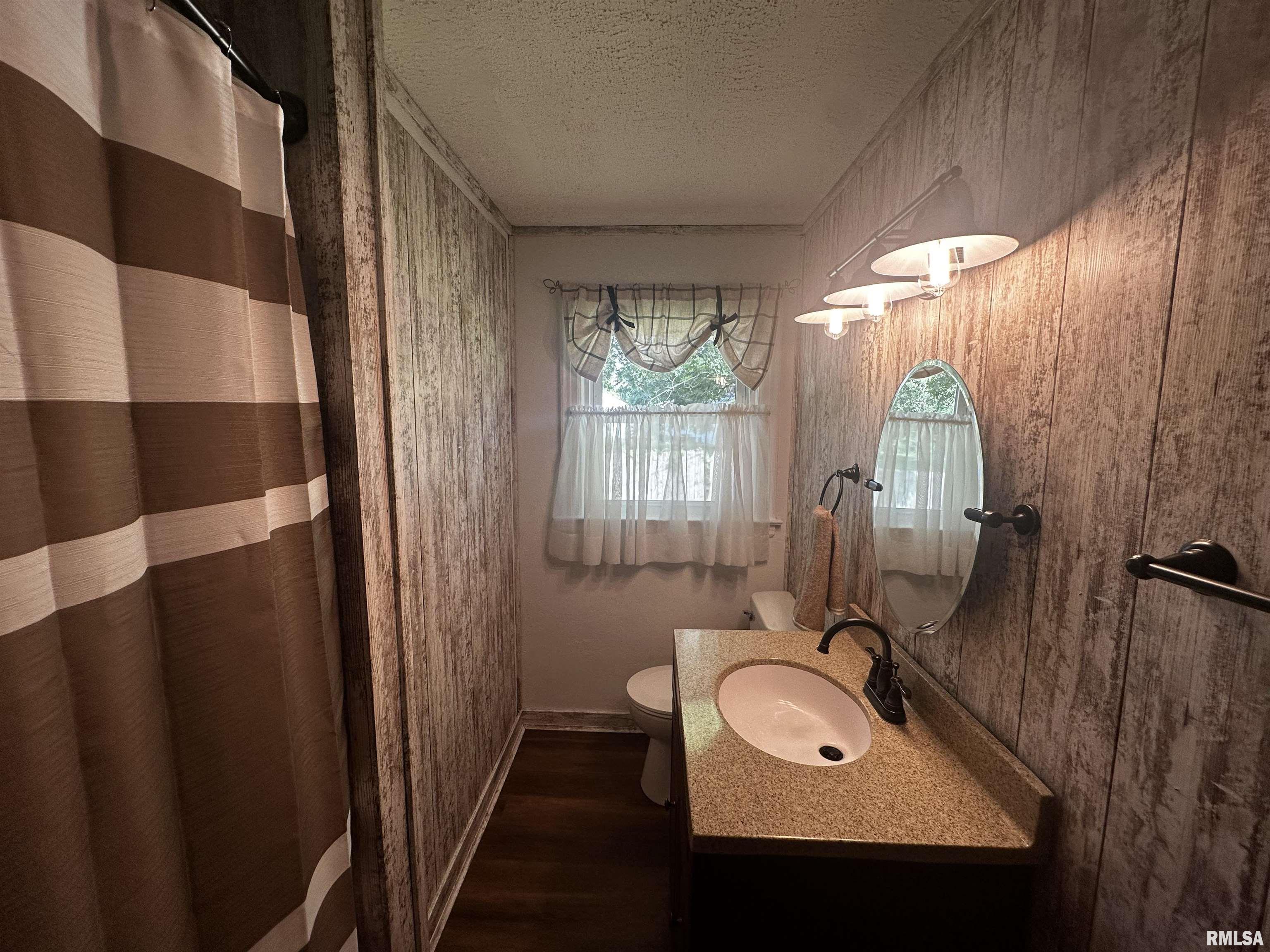200 Maple Street Athens, IL 62613 - Photo 11 of 17 Gallery Image 11