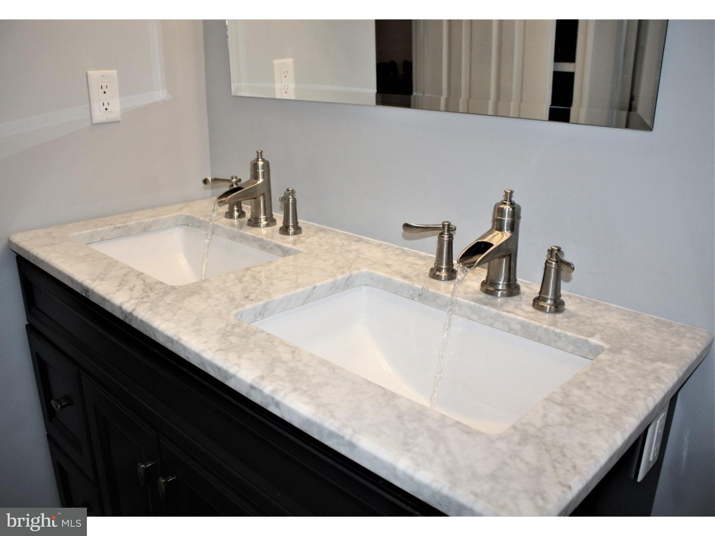 8331 Rising Sun Avenue Philadelphia, PA 19111 - Photo 14 of 21 Bathroom