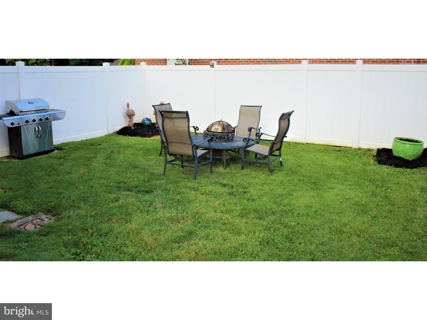 8331 Rising Sun Avenue Philadelphia, PA 19111 - Photo 3 of 21 Back Yard