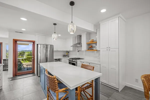 $1,949,900 | 629 Camino Ynez, Solana Beach, CA 92075