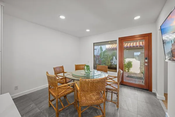 $1,949,900 | 629 Camino Ynez, Solana Beach, CA 92075