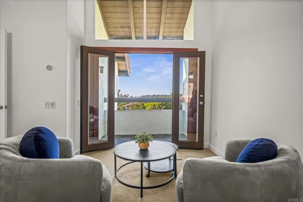 $1,949,900 | 629 Camino Ynez, Solana Beach, CA 92075