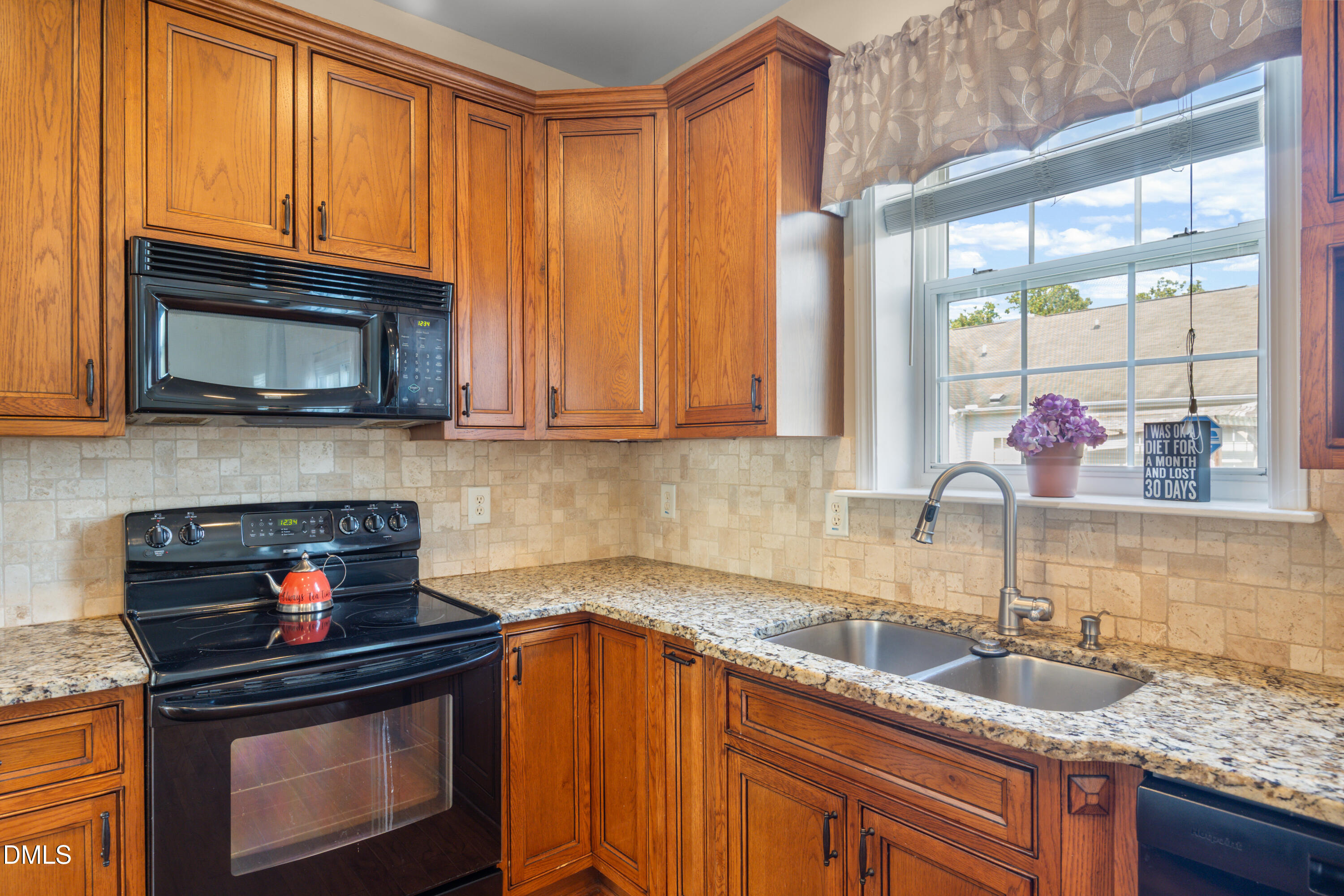 5525 Keowee Way Raleigh, NC 27616 - Photo 13 of 43 Kitchen 3-2