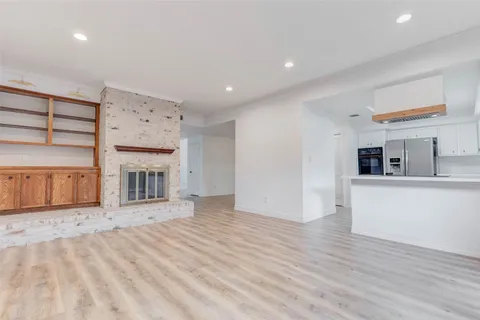 $2,500 | 10720 Briar Forest Drive, Unit 32, Houston, TX 77042