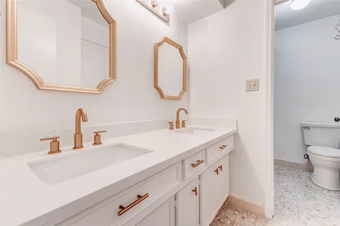 $2,500 | 10720 Briar Forest Drive, Unit 32, Houston, TX 77042