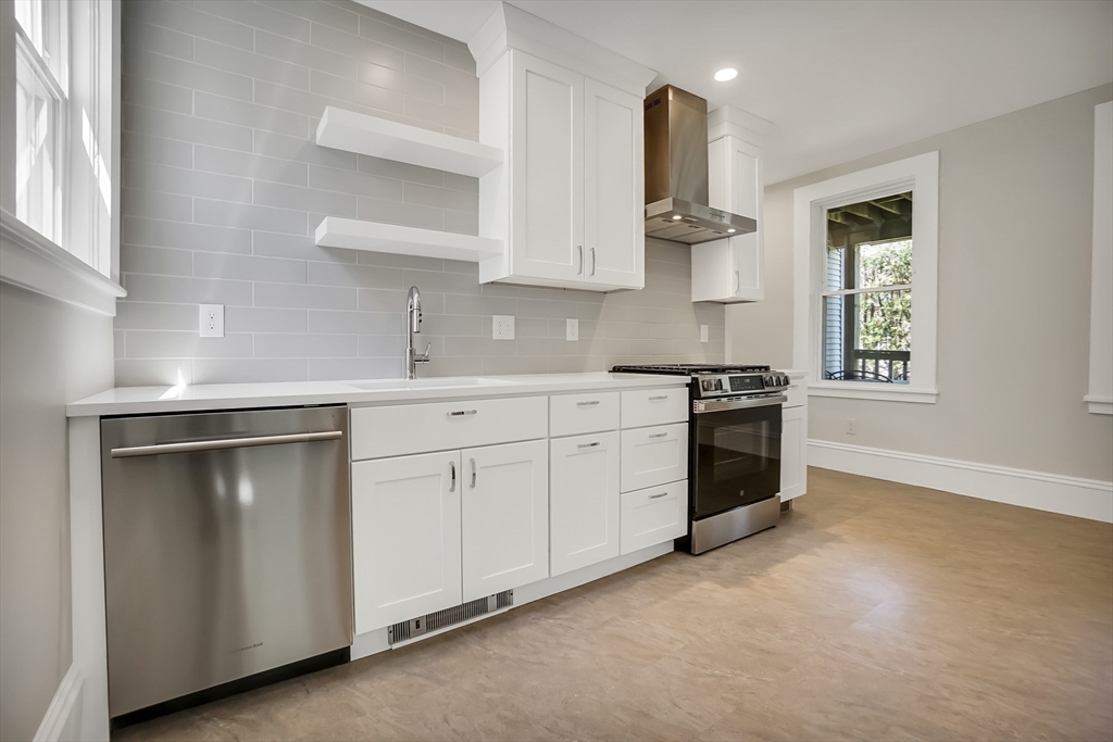 68 Adams Street Waltham, MA 02453 - Photo 8 of 36