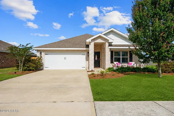 $334,000 | 102 Spikes Circle, Southport, FL 32409