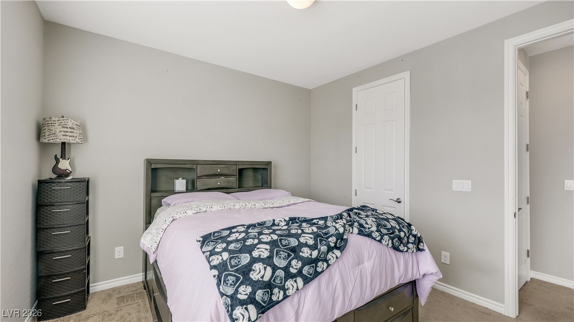 9635 Ramon Valley Avenue Las Vegas, NV 89149 - Photo 36 of 70