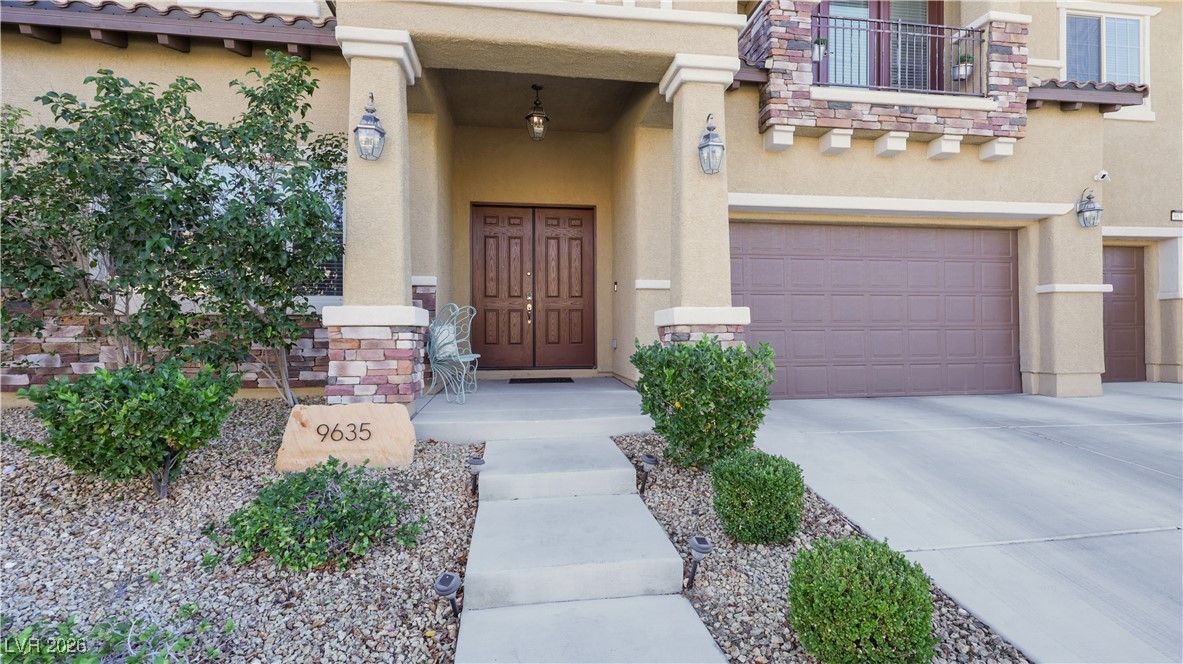 9635 Ramon Valley Avenue Las Vegas, NV 89149 - Photo 4 of 70