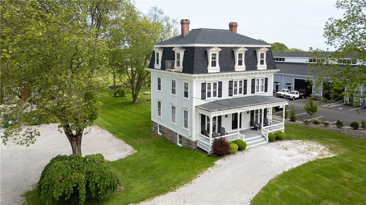 2951 East Main Road, Unit 2 Portsmouth, RI 02871 - Photo 24 of 27 Gallery Image 24
