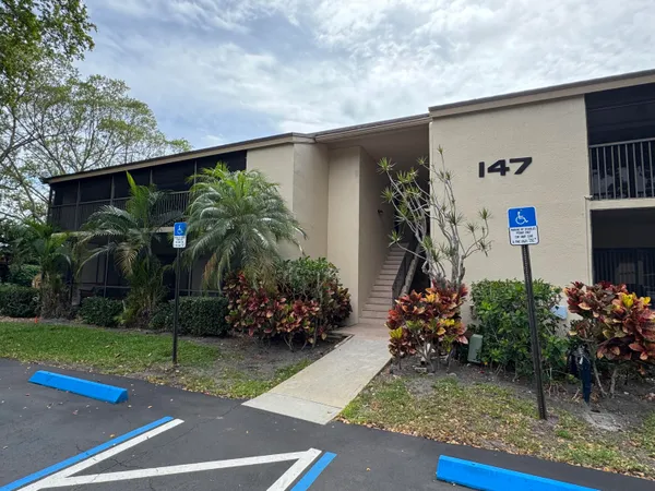 $4,500 | 147 Deer Creek Boulevard, Unit 402, Deerfield Beach, FL 33442