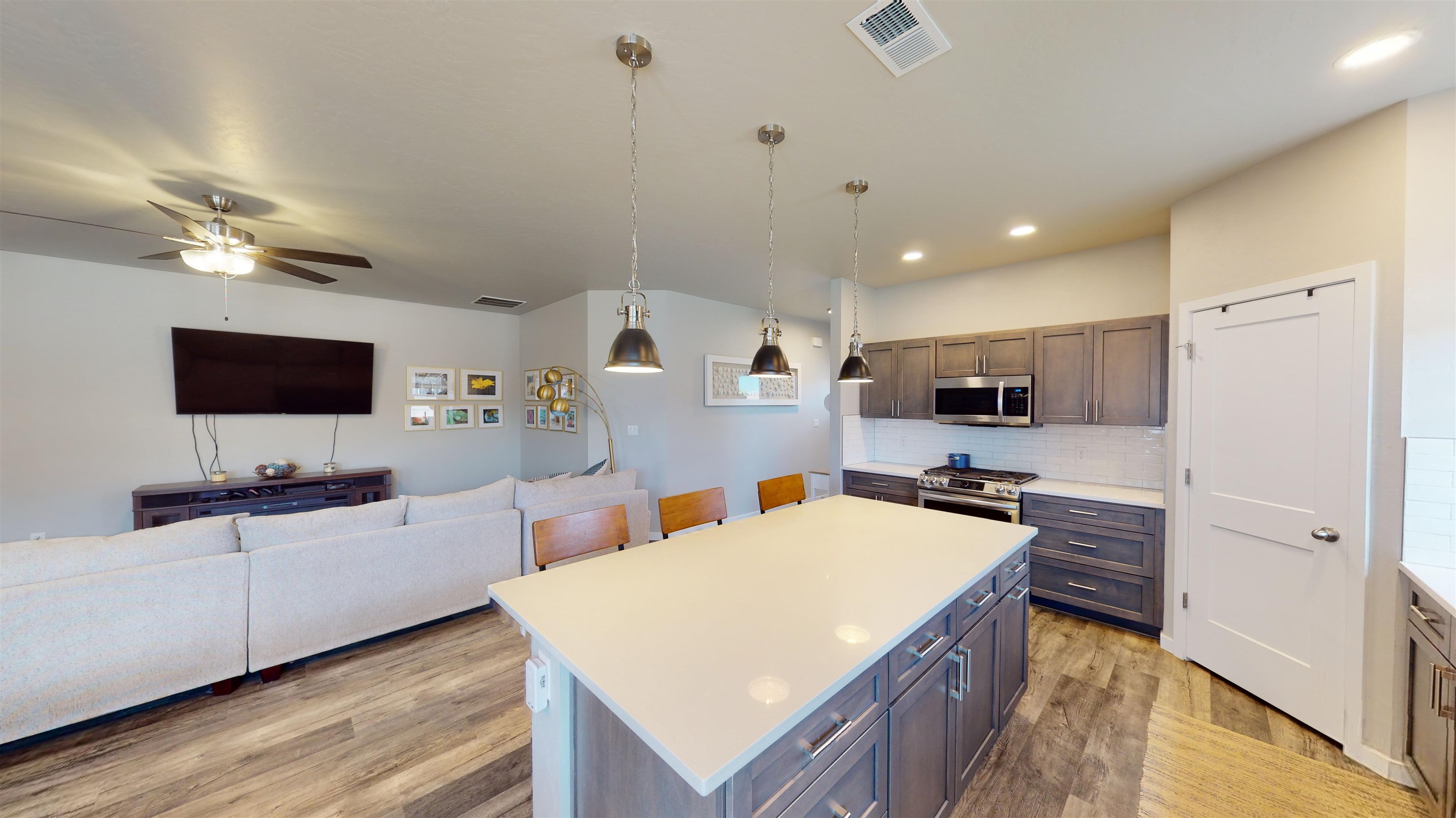 2947 Ronda Lee Road, Unit B Grand Junction, CO 81503 - Photo 8 of 42 Gallery Image 8